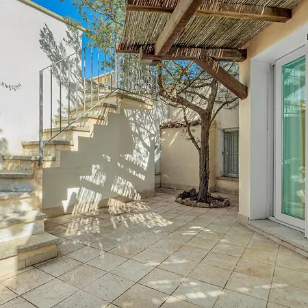 Villa Paradiso *