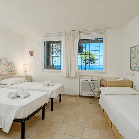 Villa Paradiso *